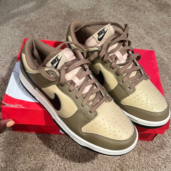 Nike Dunk Low - Picture 4 of 6